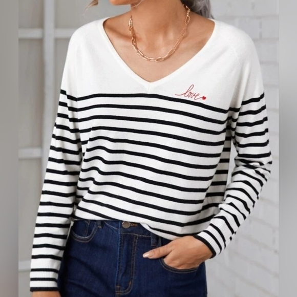SHEIN Sweaters - Shein Heart & Letter Embroidery Striped Pattern Sweater Sz L